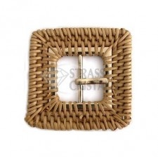 Fibbie in rattan